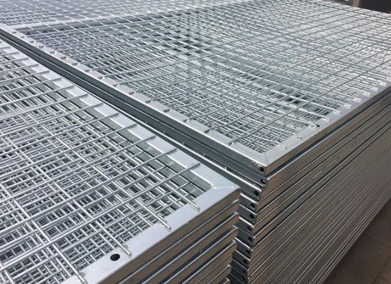 Pagar wiremesh minimalis
